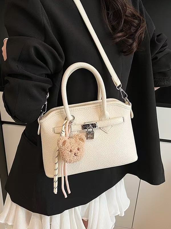 Stylish and simple handbag for women